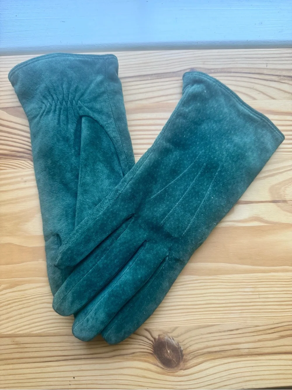 H&M soft suede